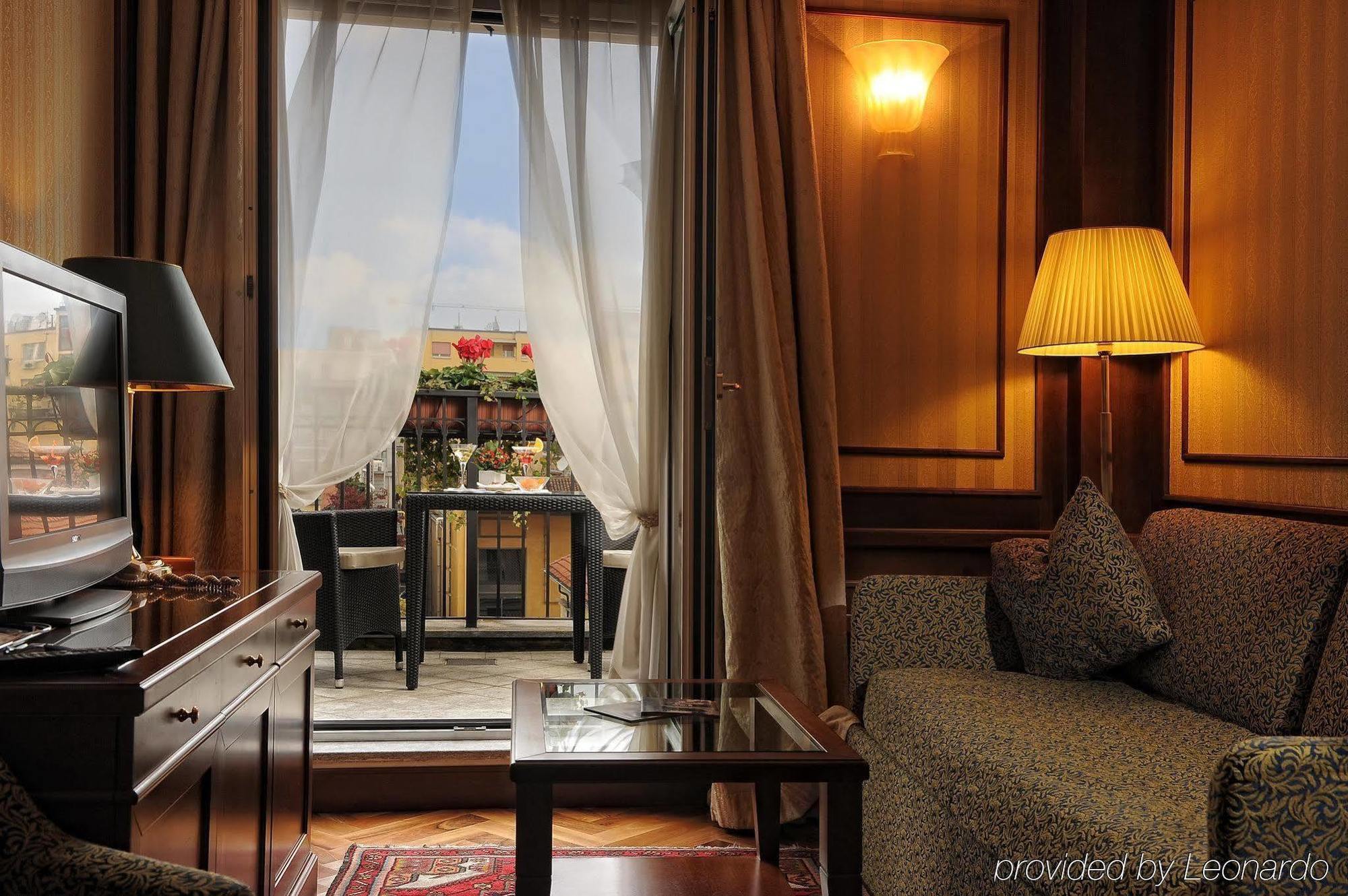Hotel Manzoni Milan Room photo